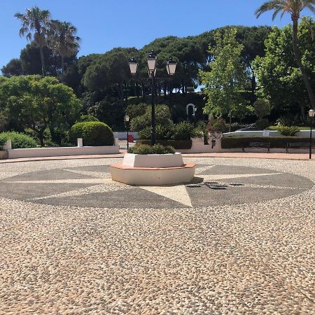 Charming 2 Bed Apartment Next To Cabopino Beach, Spain Marbella Eksteriør billede