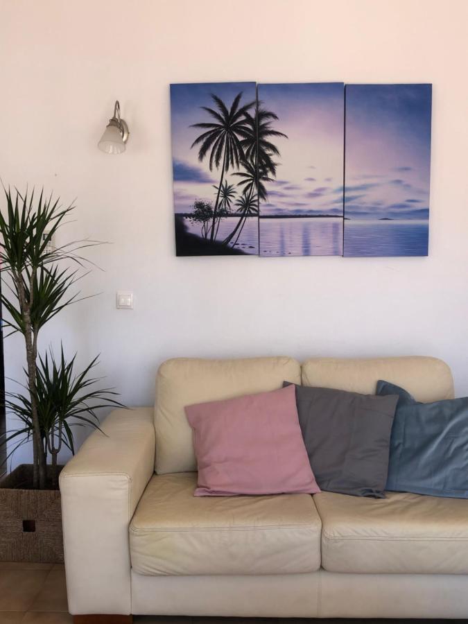 Charming 2 Bed Apartment Next To Cabopino Beach, Spain Marbella Eksteriør billede