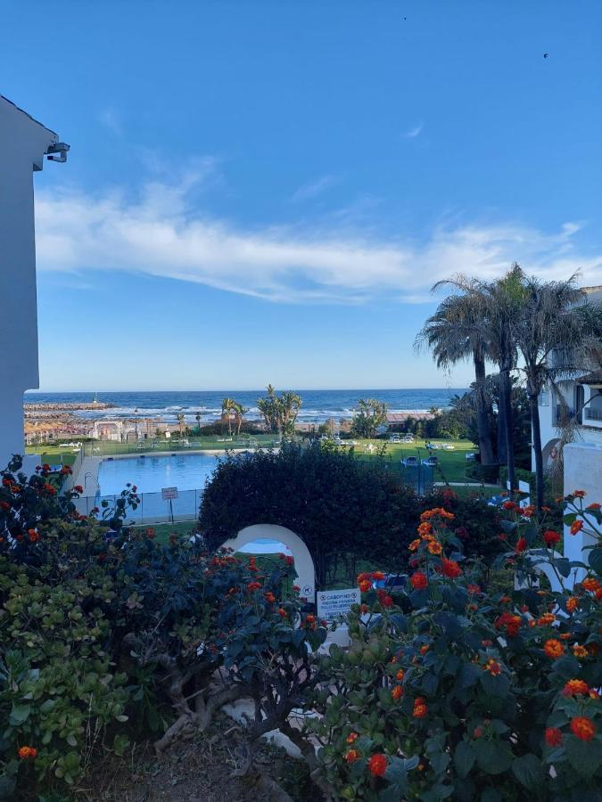 Charming 2 Bed Apartment Next To Cabopino Beach, Spain Marbella Eksteriør billede